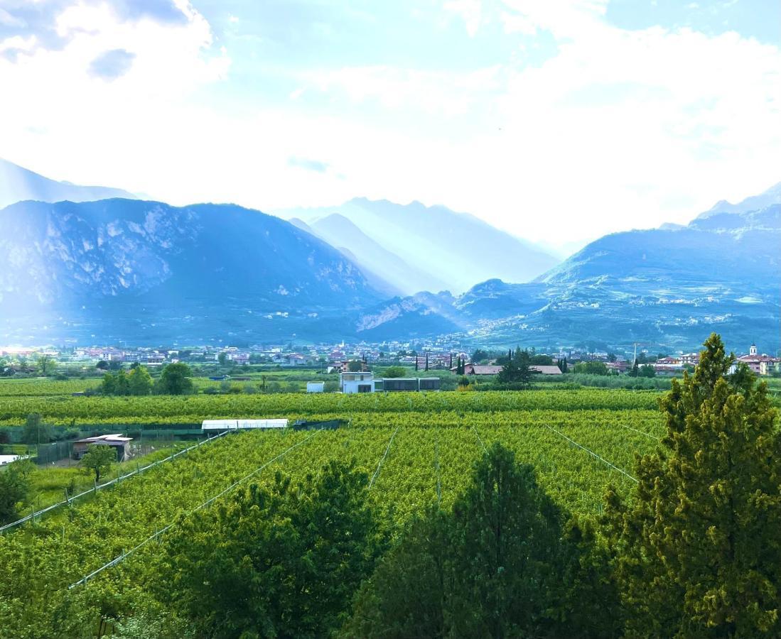 G-House Modernes Apartment Mit Tollem Ausblick Riva del Garda Eksteriør billede